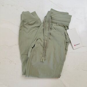 Lululemon Ready to Rulu Jogger